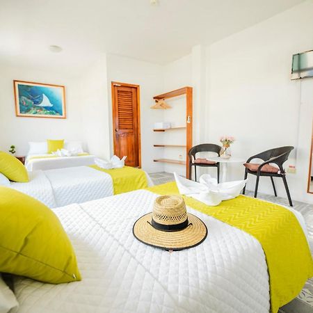 Hostal Gardner Galapagos Пуэрто-Айора Экстерьер фото