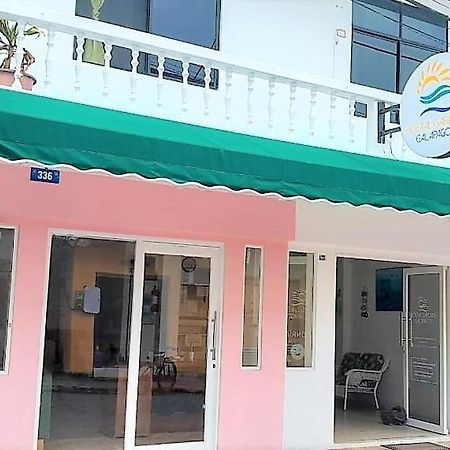 Hostal Gardner Galapagos Пуэрто-Айора Экстерьер фото
